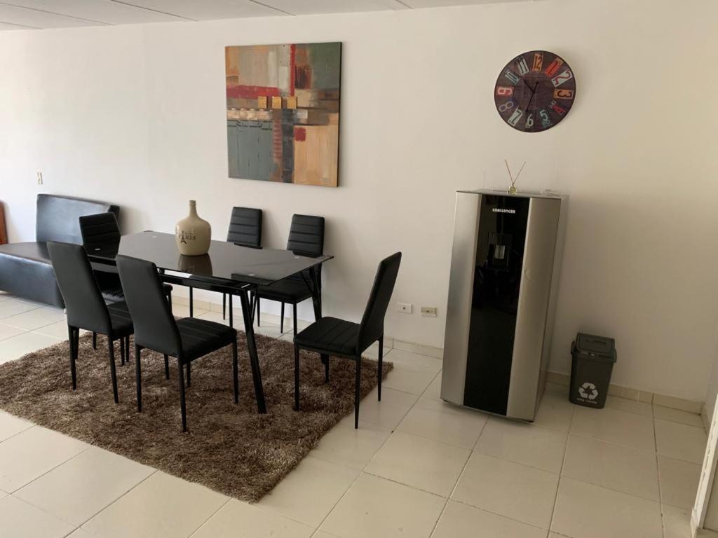 E2 Comodo Y Amplio Apartamento En Laureles Estadio 120 Mts2 Medellin Exterior photo