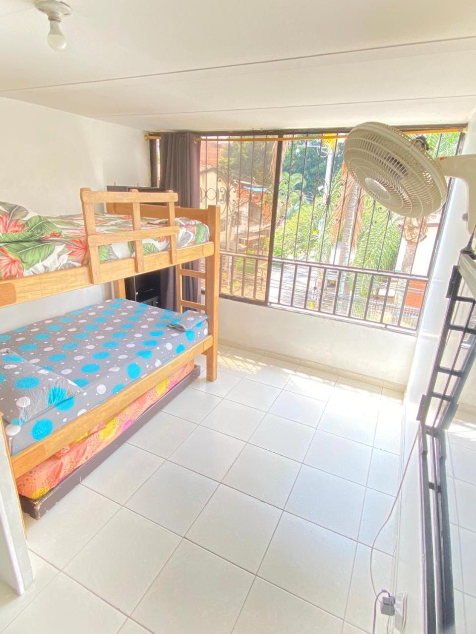 E2 Comodo Y Amplio Apartamento En Laureles Estadio 120 Mts2 Medellin Exterior photo
